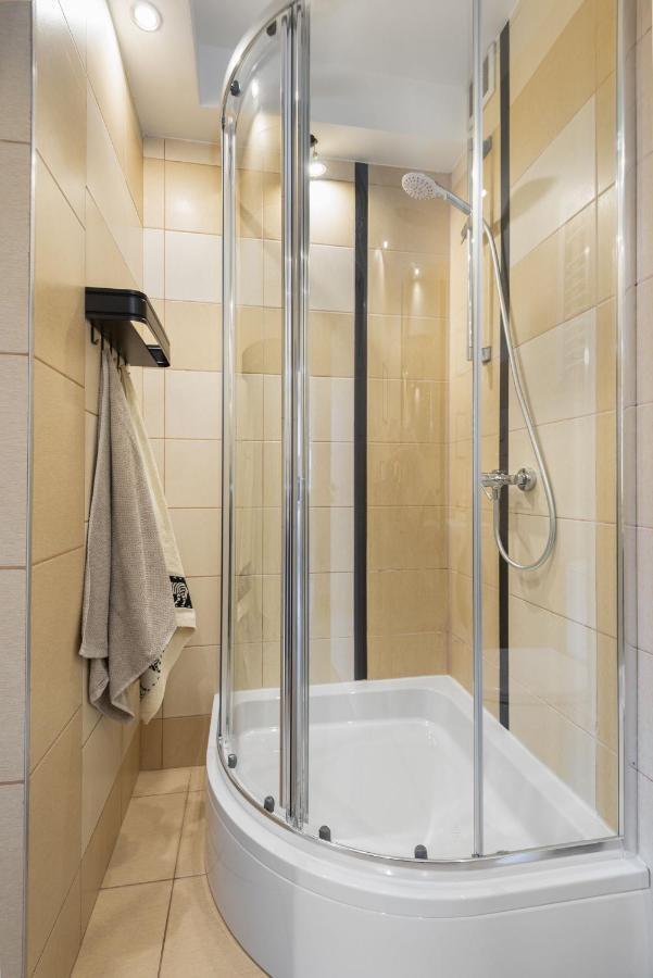 Kairos Apartments - Friends - Darmowy Parking, Blisko Centrum غليفيتسه المظهر الخارجي الصورة