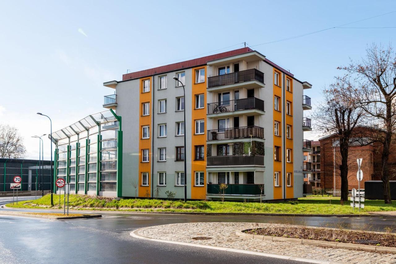 Kairos Apartments - Friends - Darmowy Parking, Blisko Centrum غليفيتسه المظهر الخارجي الصورة